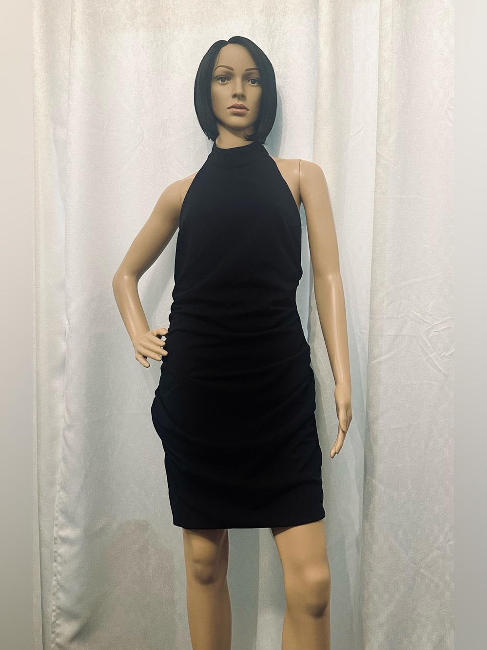 Sexy Black Halter Cocktail Dress
